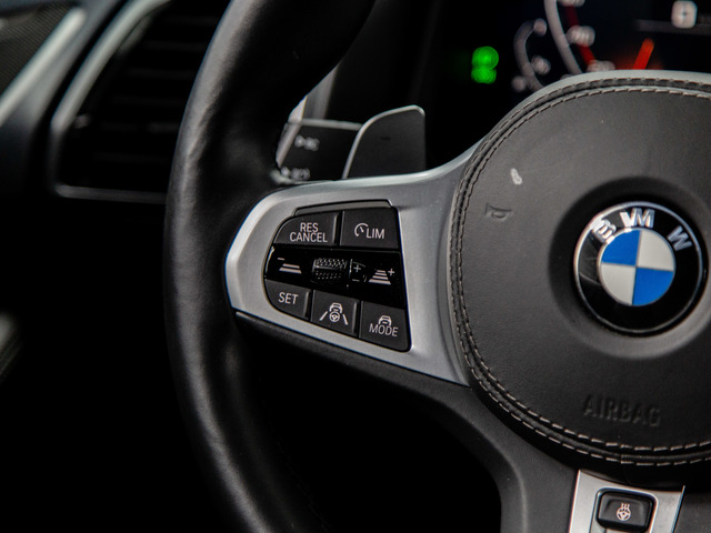 BMW Serie 8 M850i Coupe color Negro. Año 2019. 390KW(530CV). Gasolina. En concesionario Móvil Begar Alicante de Alicante