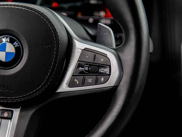 BMW Serie 8 M850i Coupe color Negro. Año 2019. 390KW(530CV). Gasolina. En concesionario Móvil Begar Alicante de Alicante