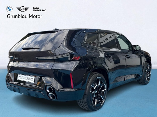 BMW XM 50e color Negro. Año 2025. 350KW(476CV). Híbrido Electro/Gasolina. En concesionario Grünblau Motor (Bmw y Mini) de Cantabria