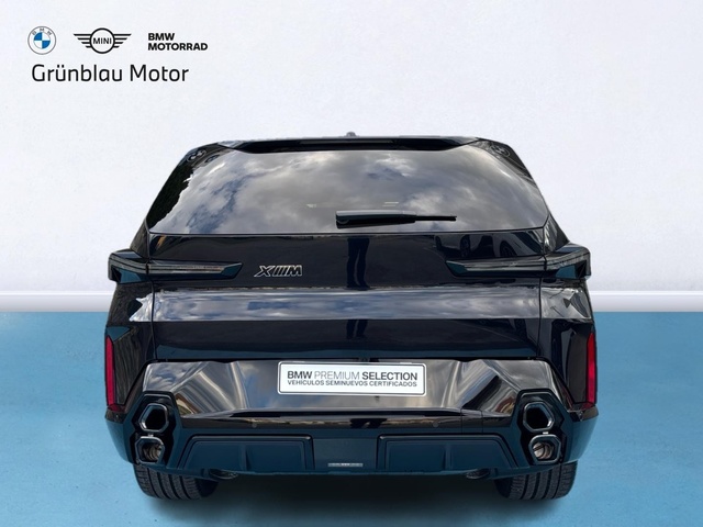 BMW XM 50e color Negro. Año 2025. 350KW(476CV). Híbrido Electro/Gasolina. En concesionario Grünblau Motor (Bmw y Mini) de Cantabria