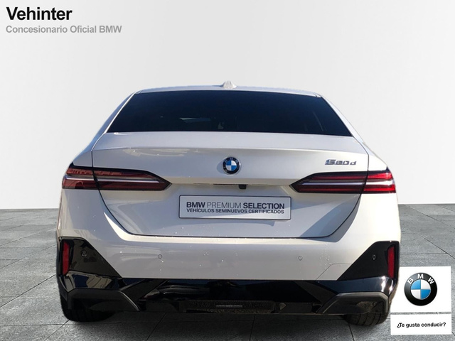 BMW Serie 5 520d color Blanco. Año 2025. 145KW(197CV). Diésel. En concesionario Vehinter Getafe de Madrid