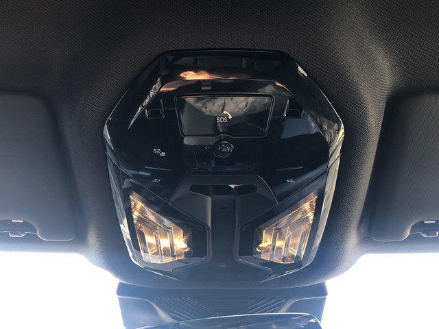 BMW Serie 5 520d color Blanco. Año 2025. 145KW(197CV). Diésel. En concesionario Vehinter Getafe de Madrid