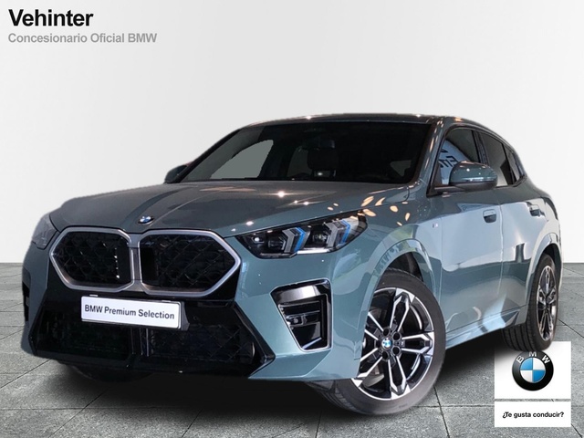 BMW X2 sDrive18d color Verde. Año 2025. 110KW(150CV). Diésel. En concesionario Vehinter Alcorcón de Madrid