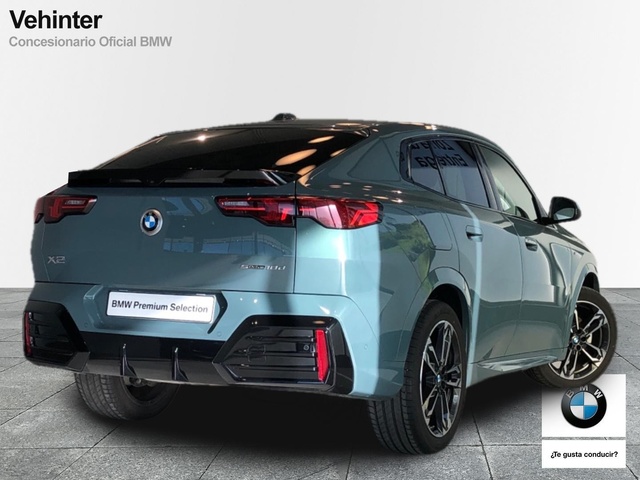 BMW X2 sDrive18d color Verde. Año 2025. 110KW(150CV). Diésel. En concesionario Vehinter Alcorcón de Madrid
