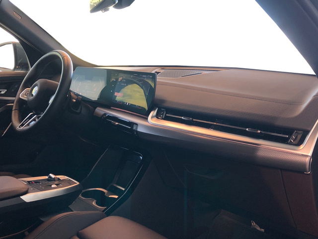 BMW X2 sDrive18d color Verde. Año 2025. 110KW(150CV). Diésel. En concesionario Vehinter Alcorcón de Madrid