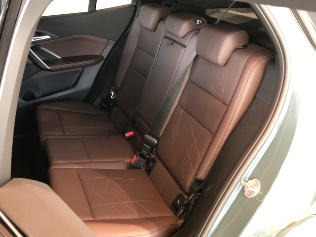 BMW X2 sDrive18d color Verde. Año 2025. 110KW(150CV). Diésel. En concesionario Vehinter Alcorcón de Madrid