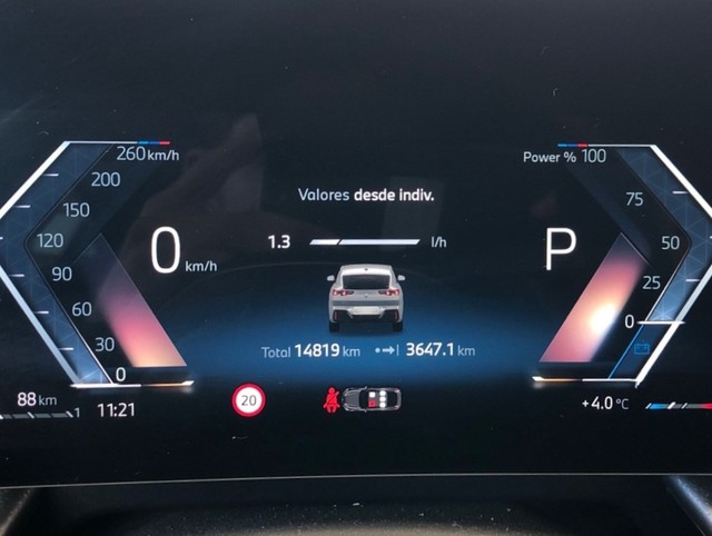 BMW X2 sDrive18d color Gris. Año 2025. 110KW(150CV). Diésel. En concesionario Vehinter Getafe de Madrid