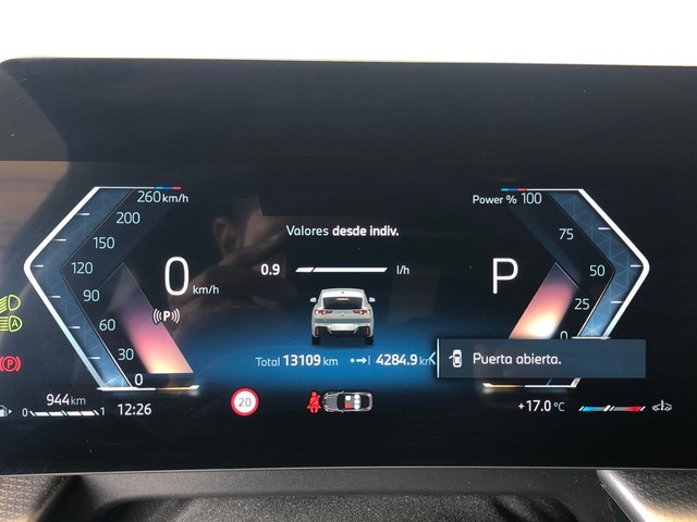 BMW X2 sDrive18d color Gris. Año 2025. 110KW(150CV). Diésel. En concesionario Vehinter Aguacate de Madrid