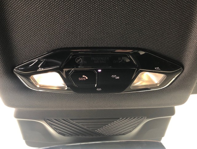 BMW X2 sDrive18d color Gris. Año 2025. 110KW(150CV). Diésel. En concesionario Vehinter Aguacate de Madrid