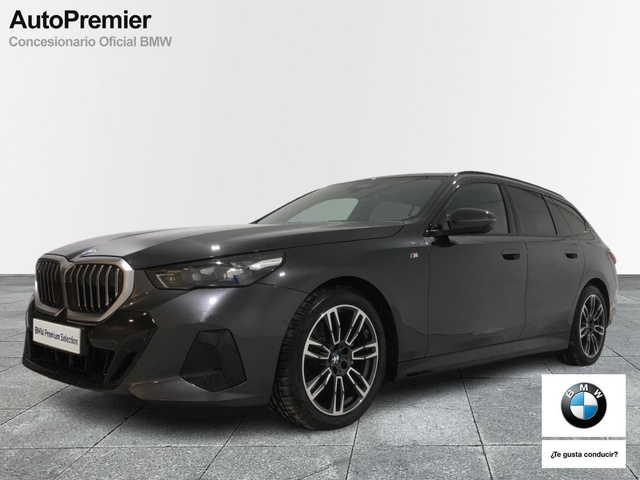 BMW Serie 5 520d Touring color Gris. Año 2025. 145KW(197CV). Diésel. En concesionario Auto Premier, S.A. - MADRID de Madrid