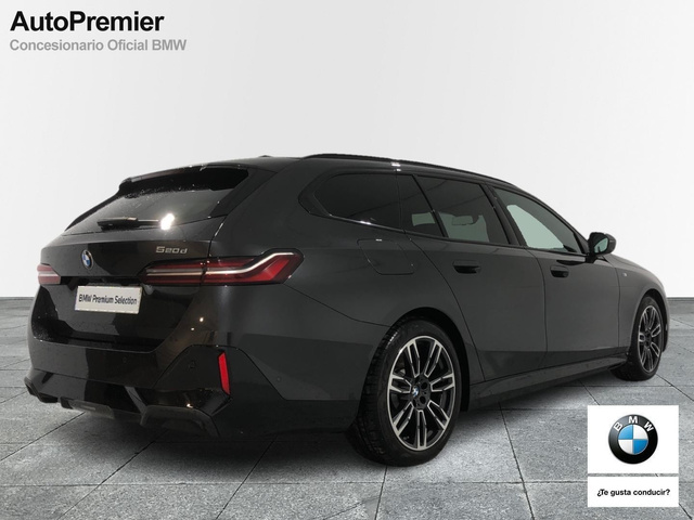 BMW Serie 5 520d Touring color Gris. Año 2025. 145KW(197CV). Diésel. En concesionario Auto Premier, S.A. - MADRID de Madrid