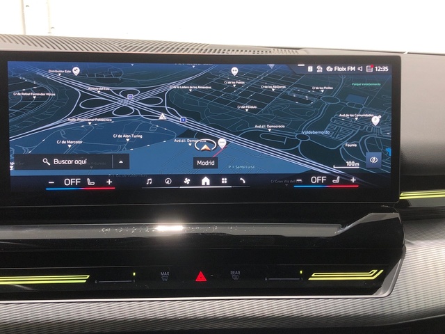 BMW Serie 5 520d Touring color Gris. Año 2025. 145KW(197CV). Diésel. En concesionario Auto Premier, S.A. - MADRID de Madrid