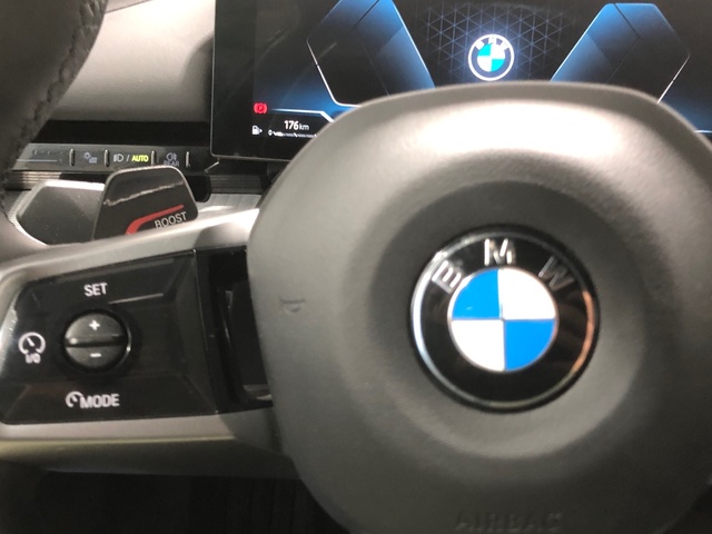 BMW Serie 5 520d Touring color Gris. Año 2025. 145KW(197CV). Diésel. En concesionario Auto Premier, S.A. - MADRID de Madrid