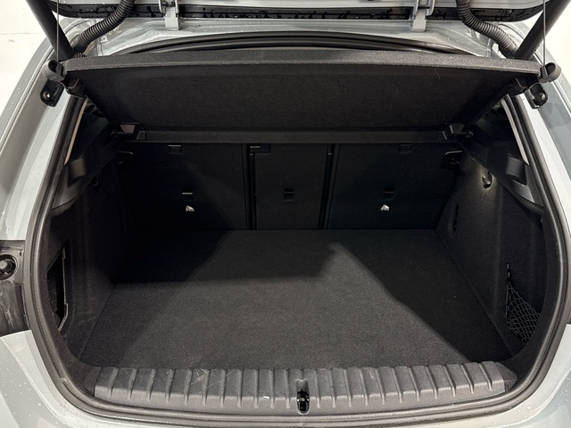 BMW Serie 1 120d color Gris. Año 2025. 120KW(163CV). Diésel. En concesionario Auto Premier, S.A. - MADRID de Madrid