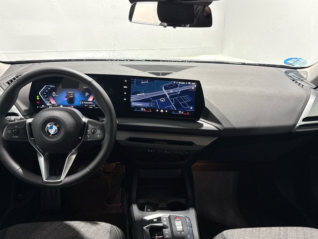 BMW Serie 2 220d Gran Coupe color Negro. Año 2025. 120KW(163CV). Diésel. En concesionario Auto Premier, S.A. - ALCALÁ DE HENARES de Madrid