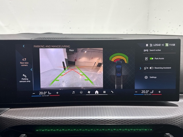 BMW Serie 3 318d color Negro. Año 2025. 110KW(150CV). Diésel. En concesionario Auto Premier, S.A. - ALCALÁ DE HENARES de Madrid