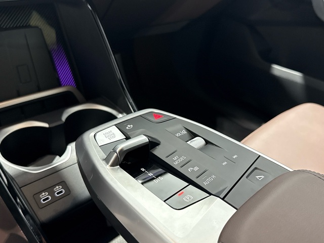 BMW X2 sDrive18d color Azul. Año 2025. 110KW(150CV). Diésel. En concesionario Auto Premier, S.A. - MADRID de Madrid