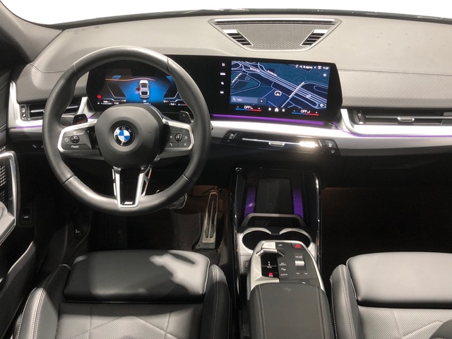 BMW X2 sDrive18d color Gris. Año 2025. 110KW(150CV). Diésel. En concesionario Auto Premier, S.A. - MADRID de Madrid