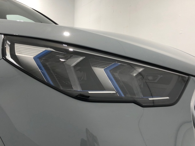 BMW X2 sDrive18d color Gris. Año 2025. 110KW(150CV). Diésel. En concesionario Auto Premier, S.A. - MADRID de Madrid