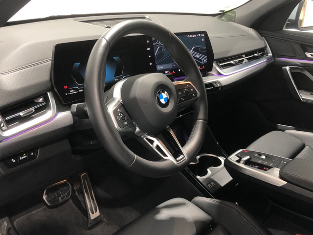 BMW X2 sDrive18d color Gris. Año 2025. 110KW(150CV). Diésel. En concesionario Auto Premier, S.A. - MADRID de Madrid