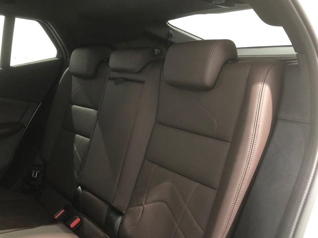 BMW X2 sDrive18d color Blanco. Año 2025. 110KW(150CV). Diésel. En concesionario Auto Premier, S.A. - ALCALÁ DE HENARES de Madrid