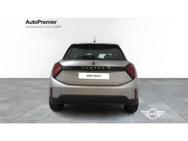fotoG 4 del MINI MINI 5 Puertas Cooper C 115 kW (156 CV) 156cv Gasolina del 2025 en Madrid