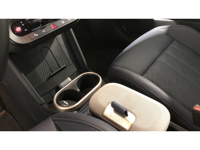 fotoG 11 del MINI MINI 5 Puertas Cooper C 115 kW (156 CV) 156cv Gasolina del 2025 en Madrid