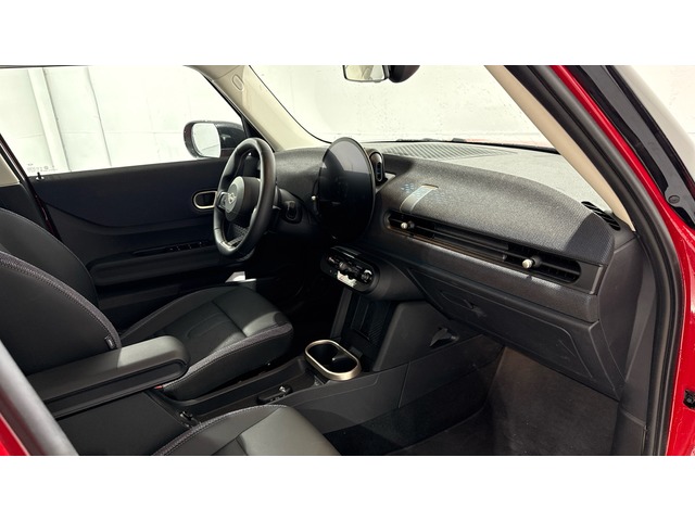 fotoG 7 del MINI MINI 5 Puertas Cooper C 115 kW (156 CV) 156cv Gasolina del 2025 en Madrid