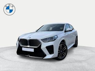 Fotos de BMW iX2 xDrive30 color Blanco. Año 2025. 230KW(313CV). Eléctrico. En concesionario Ilbira Motor | Granada de Granada