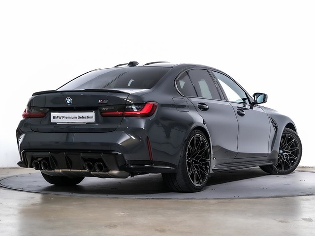 BMW M M3 Berlina Competition color Gris. Año 2025. 390KW(530CV). Gasolina. En concesionario Oliva Motor Tarragona de Tarragona