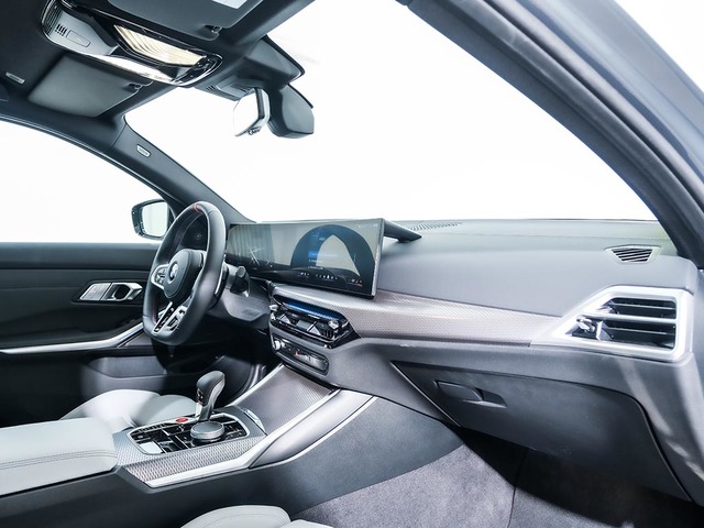 BMW M M3 Berlina Competition color Gris. Año 2025. 390KW(530CV). Gasolina. En concesionario Oliva Motor Tarragona de Tarragona