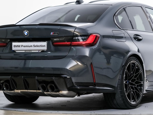 BMW M M3 Berlina Competition color Gris. Año 2025. 390KW(530CV). Gasolina. En concesionario Oliva Motor Tarragona de Tarragona