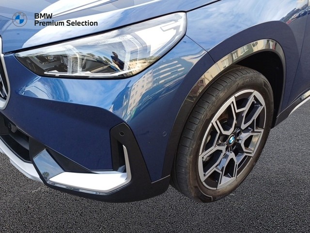 BMW X1 sDrive18i color Azul. Año 2023. 100KW(136CV). Gasolina. En concesionario Marmotor de Las Palmas