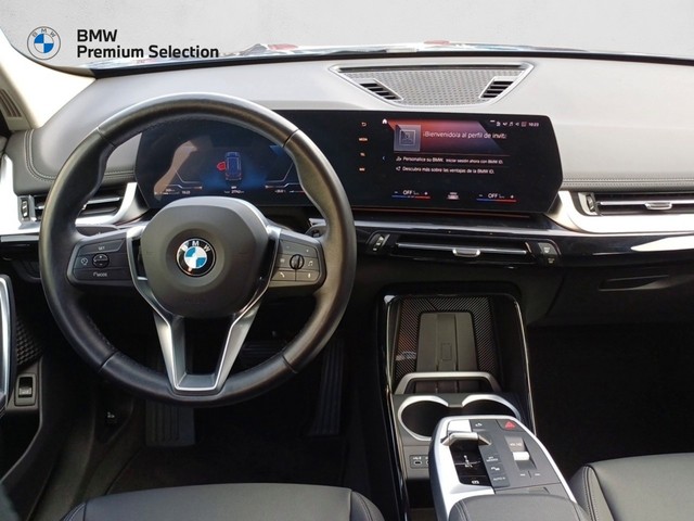 BMW X1 sDrive18i color Azul. Año 2023. 100KW(136CV). Gasolina. En concesionario Marmotor de Las Palmas