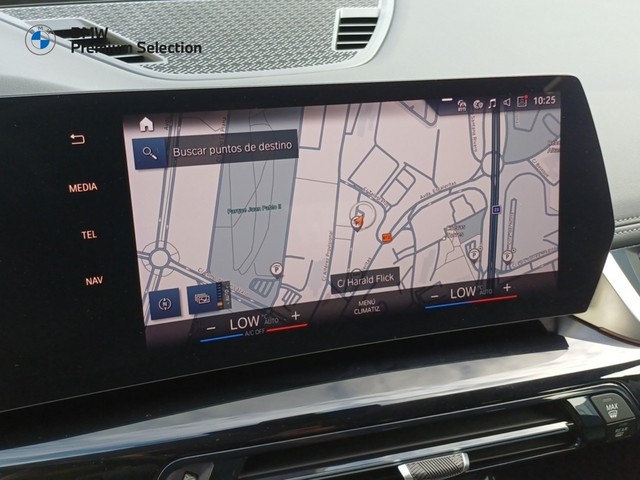 BMW X1 sDrive18i color Azul. Año 2023. 100KW(136CV). Gasolina. En concesionario Marmotor de Las Palmas