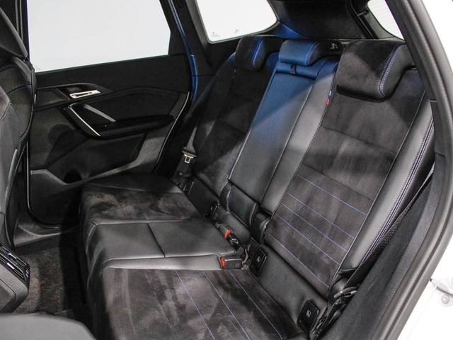 BMW X1 xDrive25e color Blanco. Año 2025. 180KW(245CV). Híbrido Electro/Gasolina. En concesionario Barcelona Premium -- GRAN VIA de Barcelona