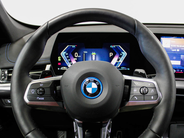 BMW X1 xDrive25e color Blanco. Año 2025. 180KW(245CV). Híbrido Electro/Gasolina. En concesionario Barcelona Premium -- GRAN VIA de Barcelona