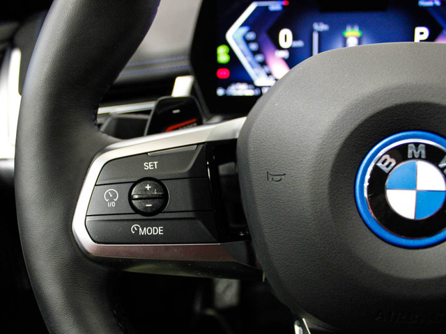 BMW X1 xDrive25e color Blanco. Año 2025. 180KW(245CV). Híbrido Electro/Gasolina. En concesionario Barcelona Premium -- GRAN VIA de Barcelona