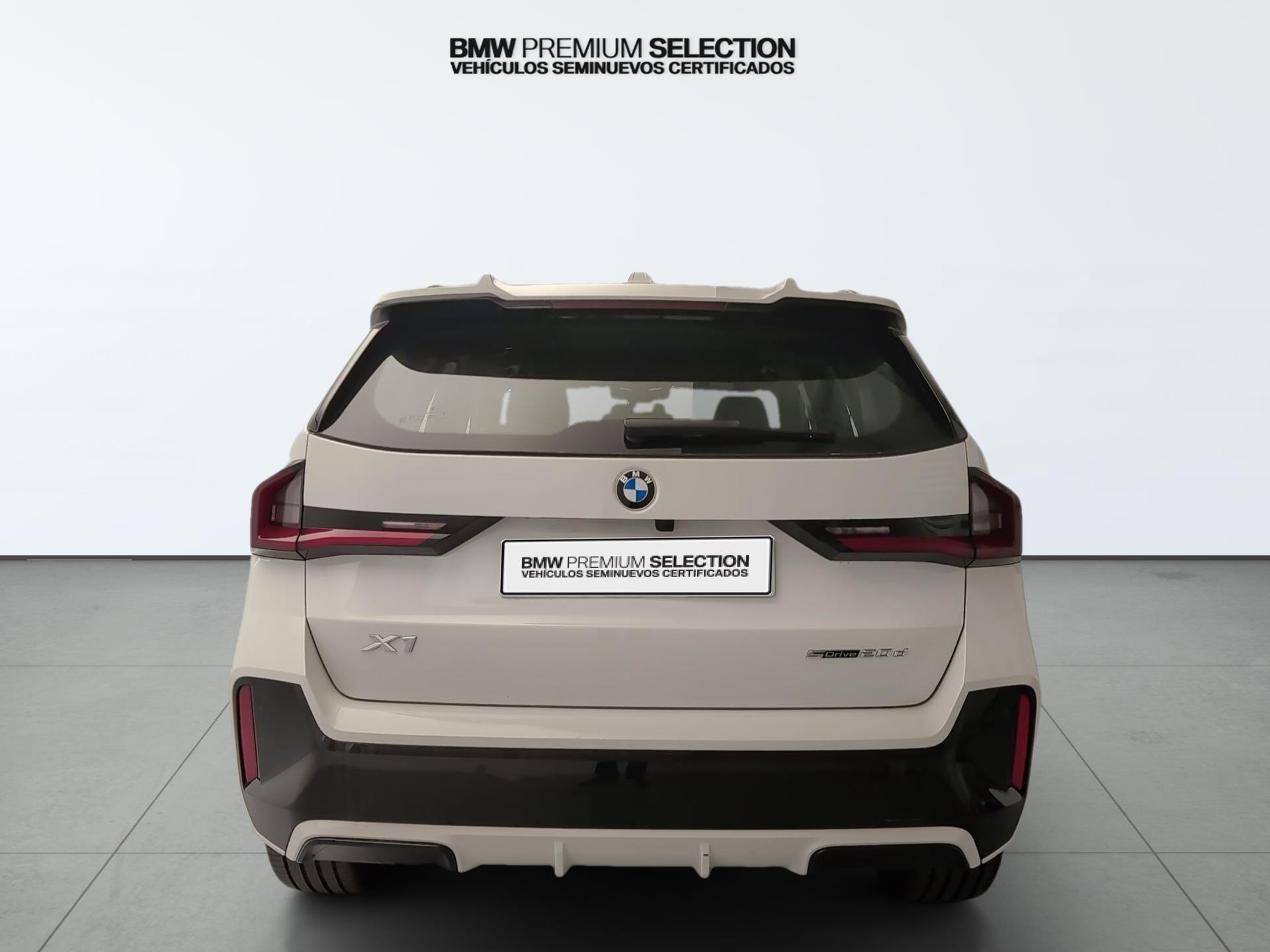 BMW X1 sDrive20d color Blanco. Año 2025. 120KW(163CV). Diésel. En concesionario Automotor Premium Velázquez - Málaga de Málaga