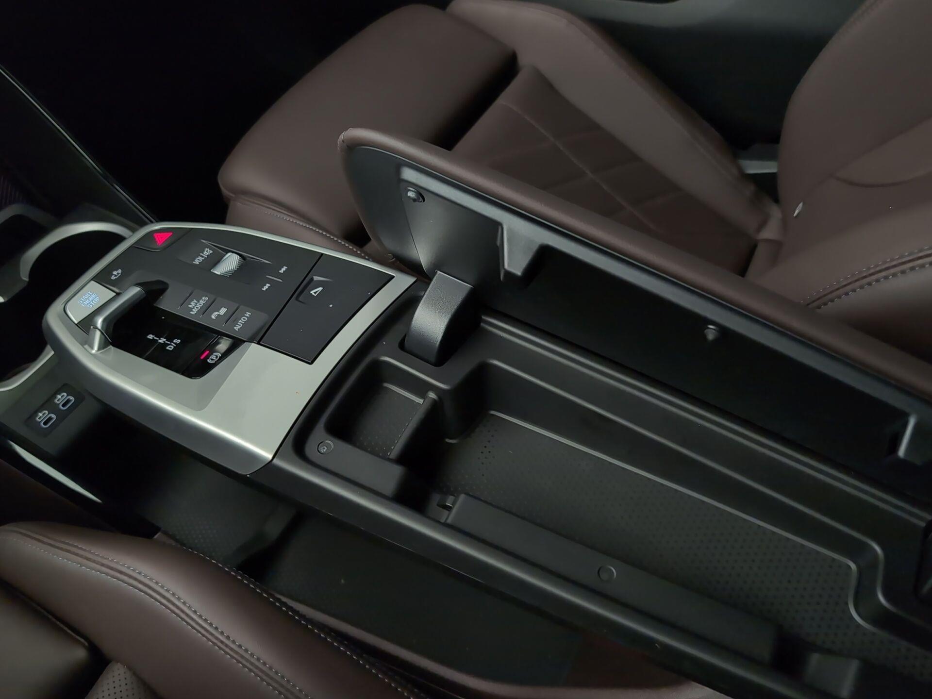 BMW X1 sDrive20d color Blanco. Año 2025. 120KW(163CV). Diésel. En concesionario Automotor Premium Velázquez - Málaga de Málaga