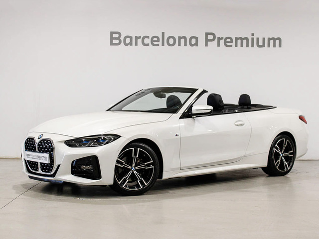 BMW Serie 4 420i Cabrio color Blanco. Año 2022. 135KW(184CV). Gasolina. En concesionario Barcelona Premium -- GRAN VIA de Barcelona