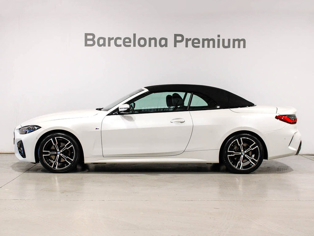 BMW Serie 4 420i Cabrio color Blanco. Año 2022. 135KW(184CV). Gasolina. En concesionario Barcelona Premium -- GRAN VIA de Barcelona