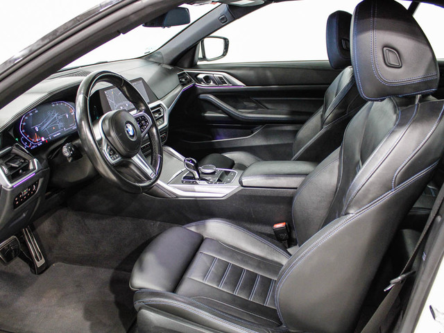 BMW Serie 4 420i Cabrio color Blanco. Año 2022. 135KW(184CV). Gasolina. En concesionario Barcelona Premium -- GRAN VIA de Barcelona