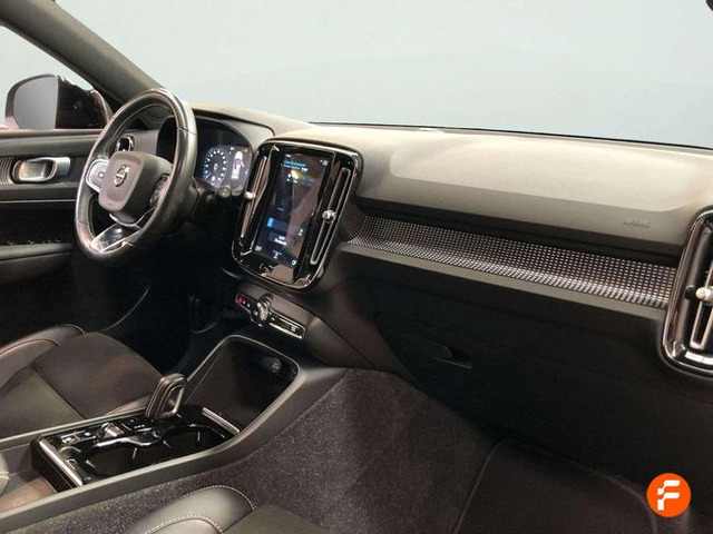 Foto 11 Volvo XC40 T5 Twin Recharge Inscription Auto 193 kW (262 CV)