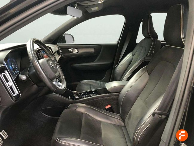 Foto 14 Volvo XC40 T5 Twin Recharge Inscription Auto 193 kW (262 CV)