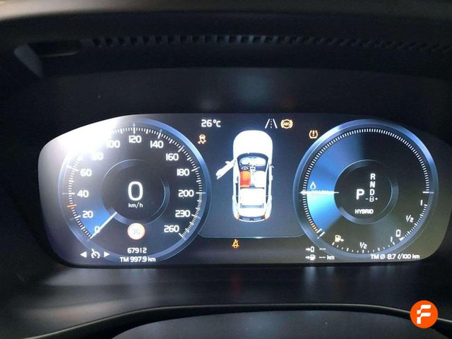 Foto 15 Volvo XC40 T5 Twin Recharge Inscription Auto 193 kW (262 CV)