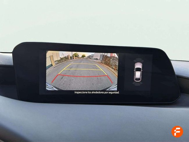 Foto 11 Mazda Mazda 3 2.0 SKYACTIV-G Zenith 89 kW (122 CV)