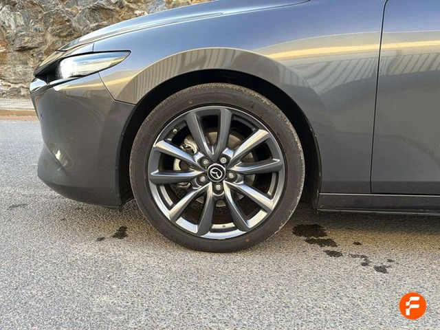 Foto 29 Mazda Mazda 3 2.0 SKYACTIV-G Zenith 89 kW (122 CV)