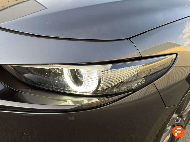 Foto 33 Mazda Mazda 3 2.0 SKYACTIV-G Zenith 89 kW (122 CV)