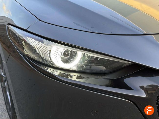 Foto 42 Mazda Mazda 3 2.0 SKYACTIV-G Zenith 89 kW (122 CV)